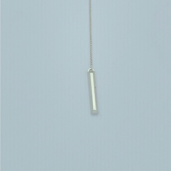 Kendra Scott Necklace - Picture 3 of 3